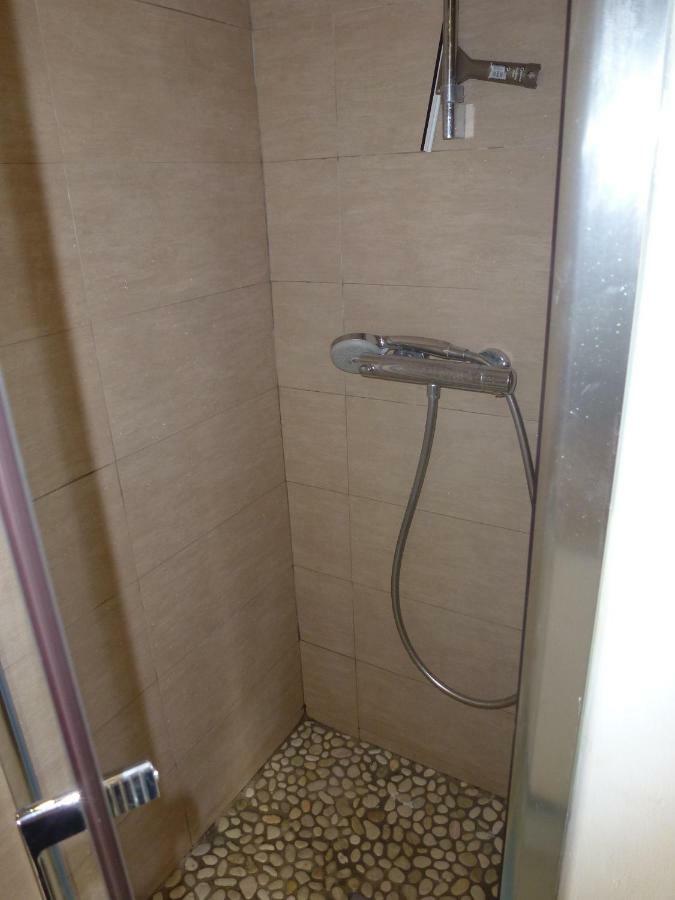 Les Pieds Dans L'Eau Apartment La Croix-Valmer Luaran gambar